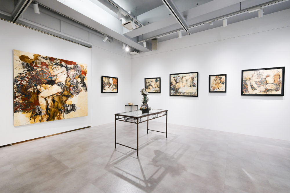 村上仁美・沖綾乃 二人展　 -密やかなる日常-　展示風景   Photo: Yamashita Takahisa